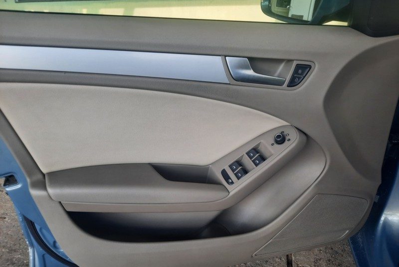 AUDI A4 2.0 TDI PREMIUM