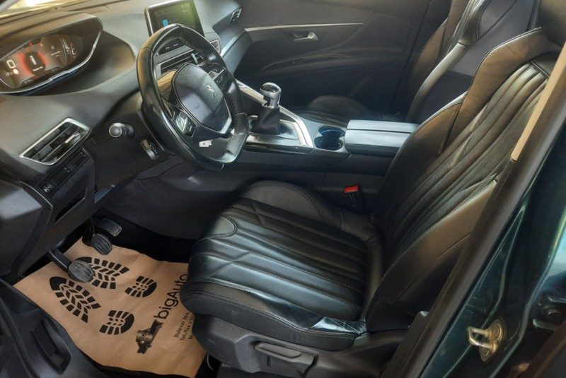 PEUGEOT  5008 1.6 BLUEHDI ALLURE