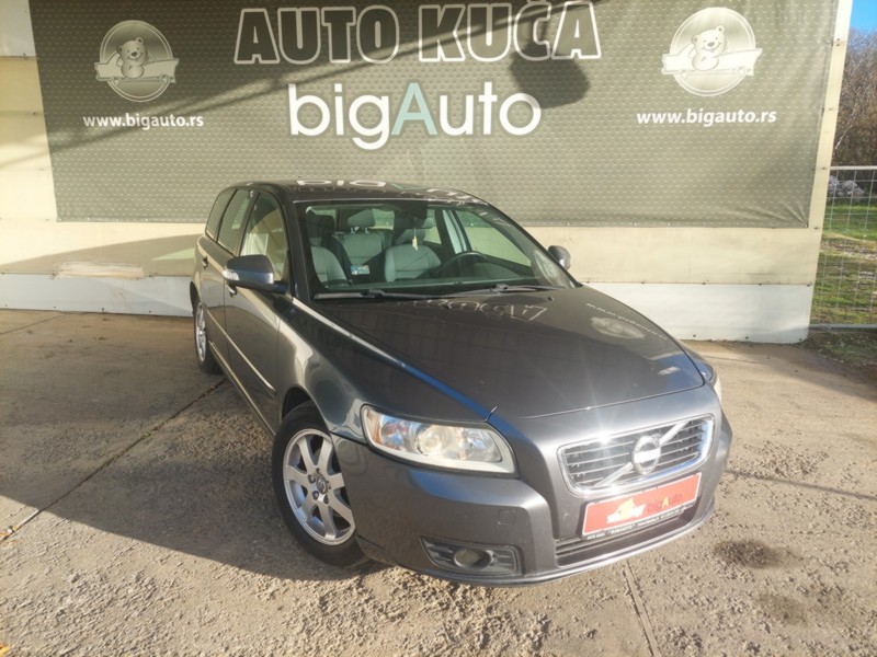 VOLVO V50 1.6 D
