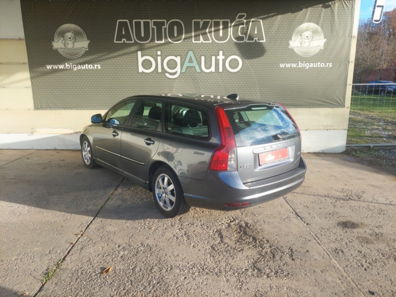 VOLVO V50 1.6 D
