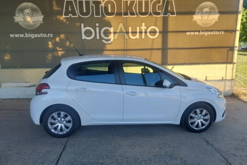 PEUGEOT 208 1.6 BLUEHDI