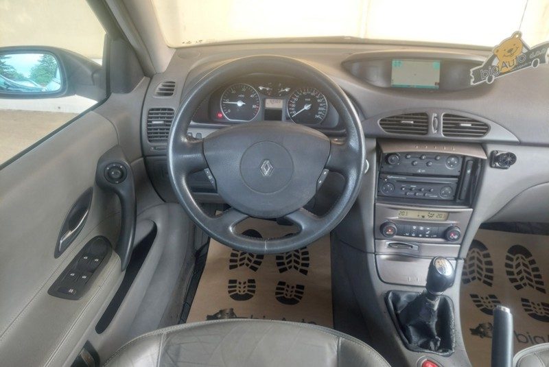 RENAULT LAGUNA 1.9 DCI CARMINAT