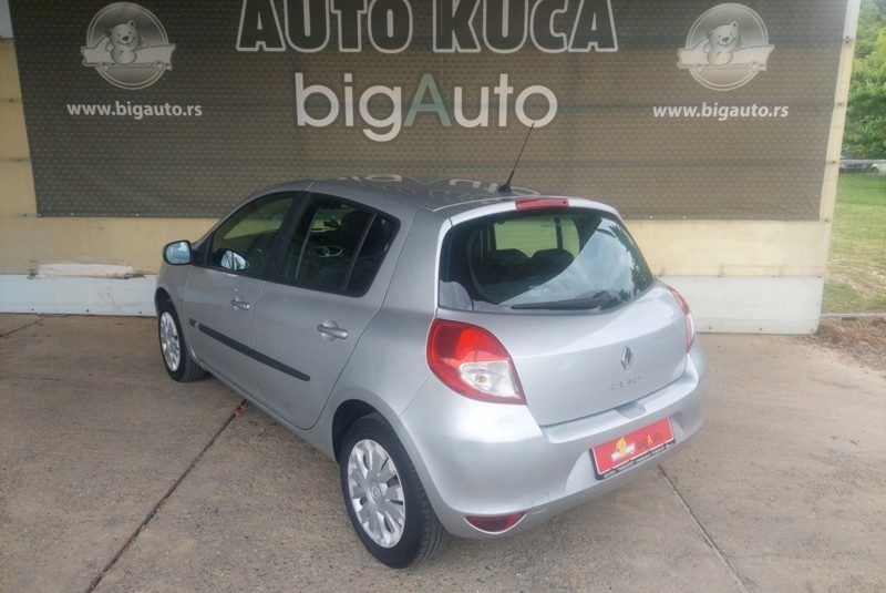 RENAULT CLIO 1.2