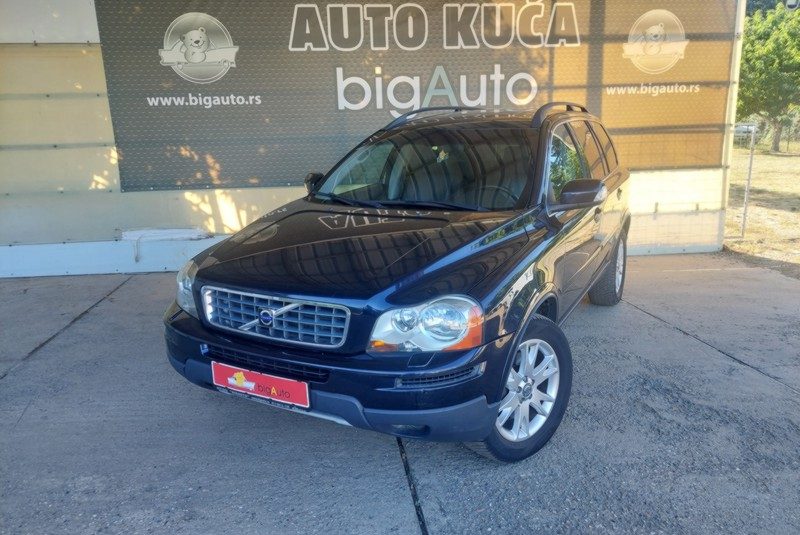 VOLVO XC 90 2.4 D5 MOMENTUM