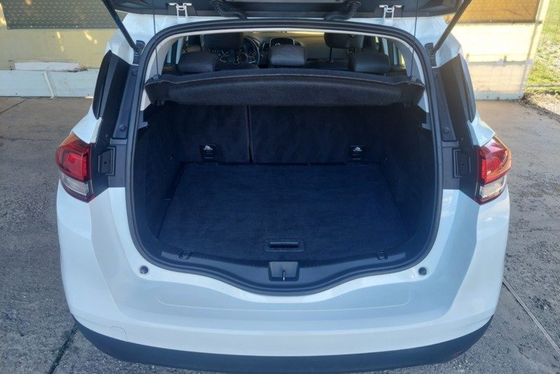 RENAULT SCENIC 1.7 BLUE DCI