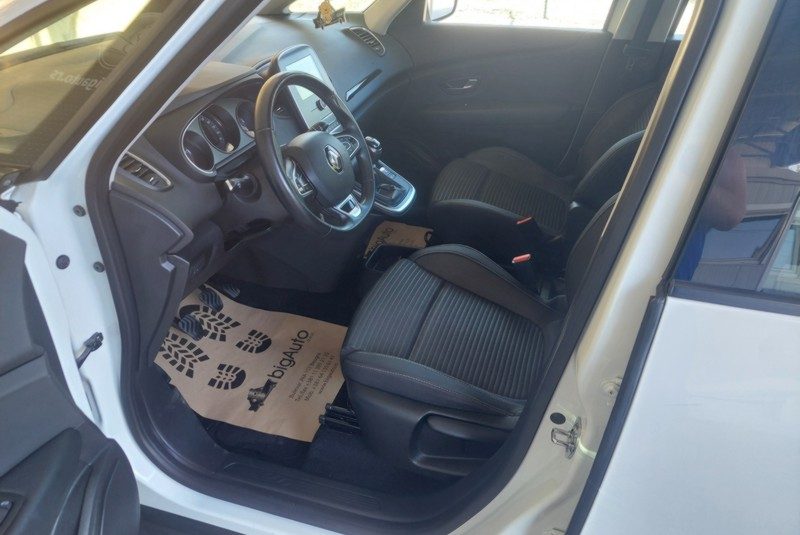 RENAULT SCENIC 1.7 BLUE DCI