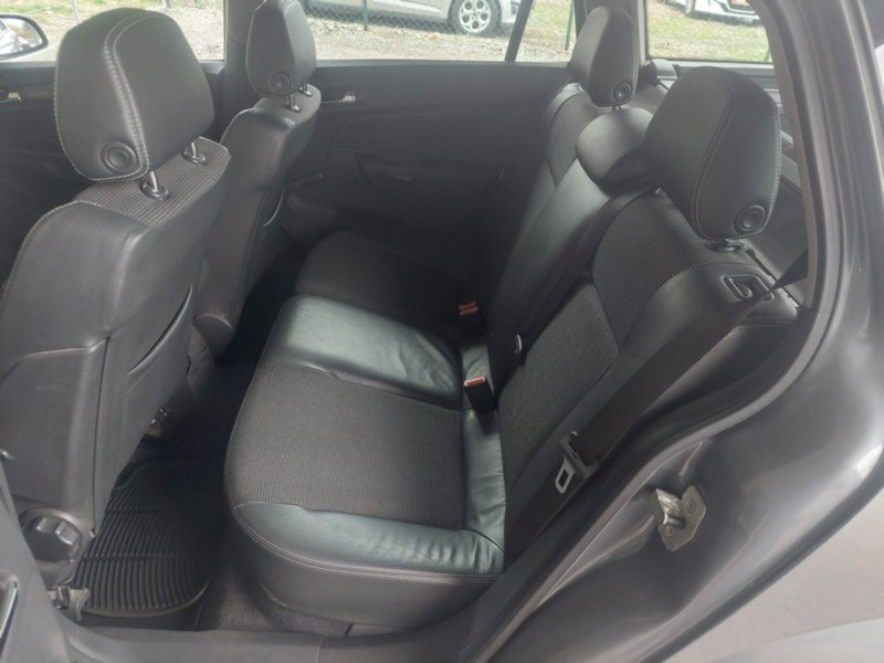 OPEL ASTRA H 1.7CDTI COSMO