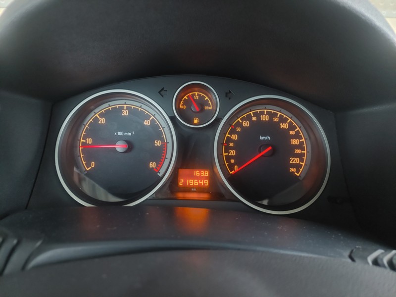 OPEL ASTRA H 1.7CDTI COSMO