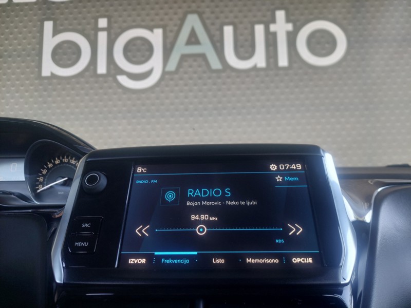 PEUGEOT 208 1.5 BLUEHDI