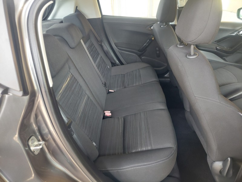 PEUGEOT 208 1.2 PURE-TECH