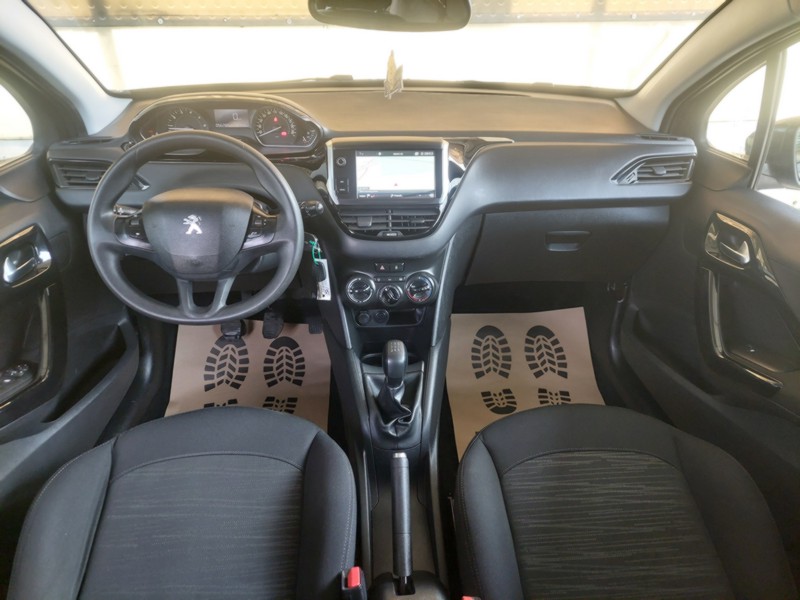 PEUGEOT 208 1.2 PURE-TECH
