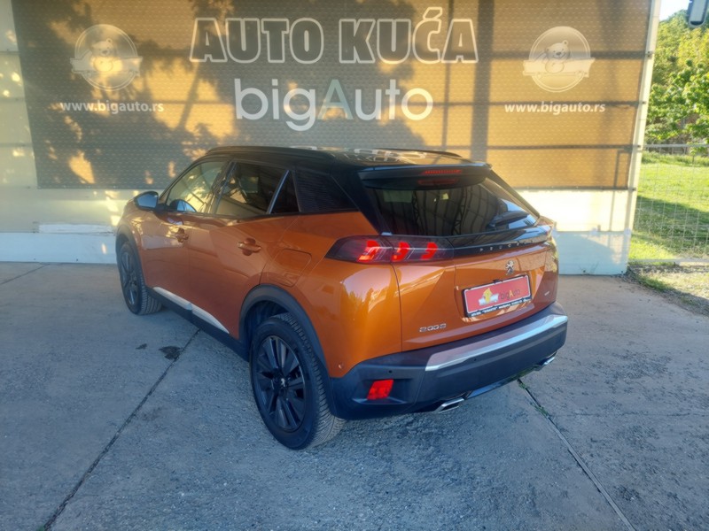 PEUGEOT 2008 1.2 PURE-TECH GT-LINE