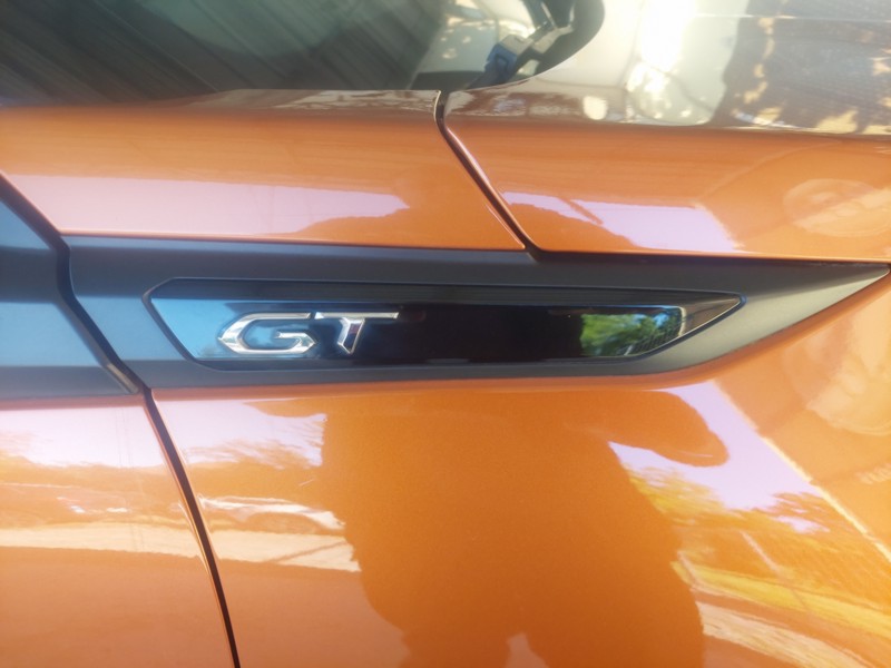 PEUGEOT 2008 1.2 PURE-TECH GT-LINE